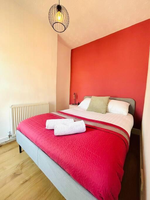 Elegant House In Stratford Apartment London Bagian luar foto